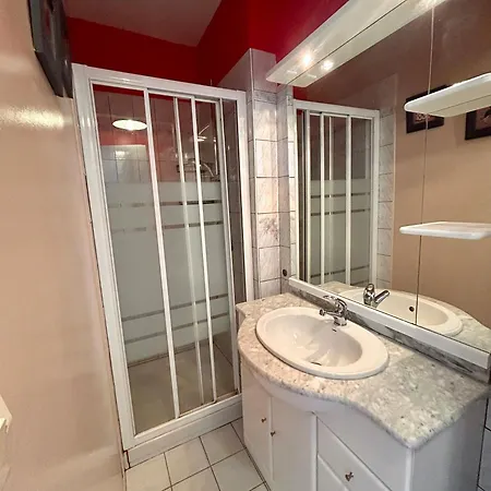 17 Rue Du Puits De La Place דירה