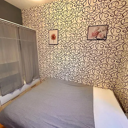 Apartment 17 Rue Du Puits De La Place Granville
