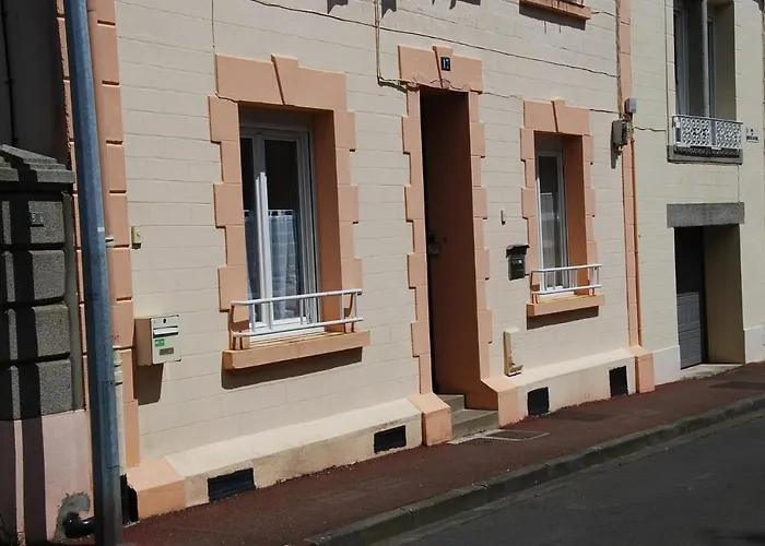 Apartment 17 Rue Du Puits De La Place Granville