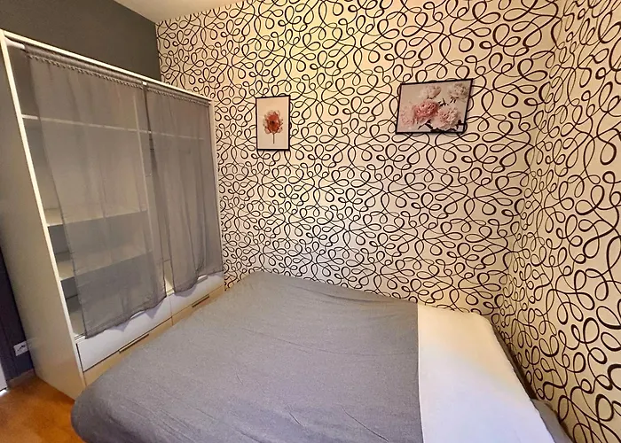 Appartement 17 Rue Du Puits De La Place Granville